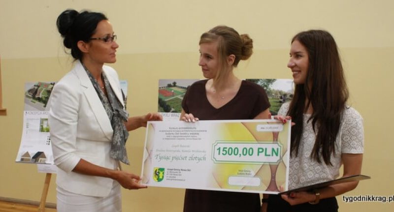 Studentki Ewelina Świerzyńska i Kamila Wróblewska na wręczenie nagród przyjechały aż z Białegostoku